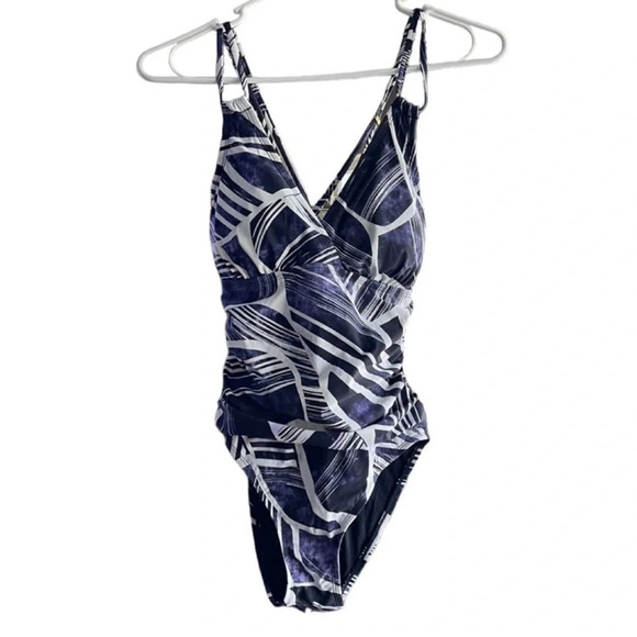 LA BLANCA One Piece Bali Hai Underwire Tummy-Control One-Piece Swimsuit Size 4 - Picture 4 of 11